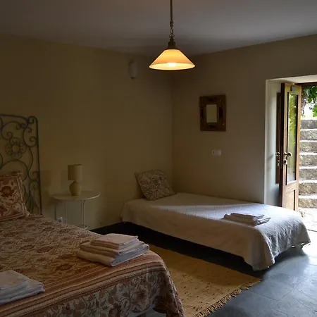 Farm stay Quinta Das Lamas E Salgueirinhos