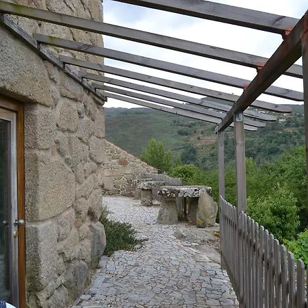 Gospodarstwo agroturystyczne Quinta Das Lamas E Salgueirinhos Resende
